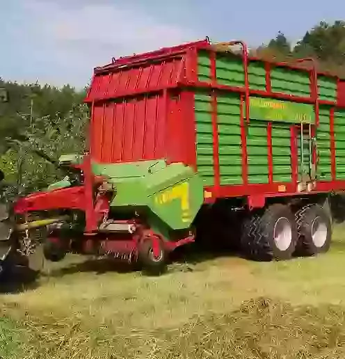 Forage wagons